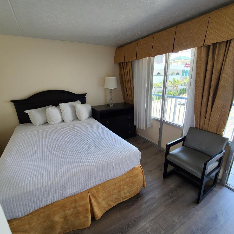 Oceanfront Twilight Surf Hotel Myrtle Beach Exterior photo