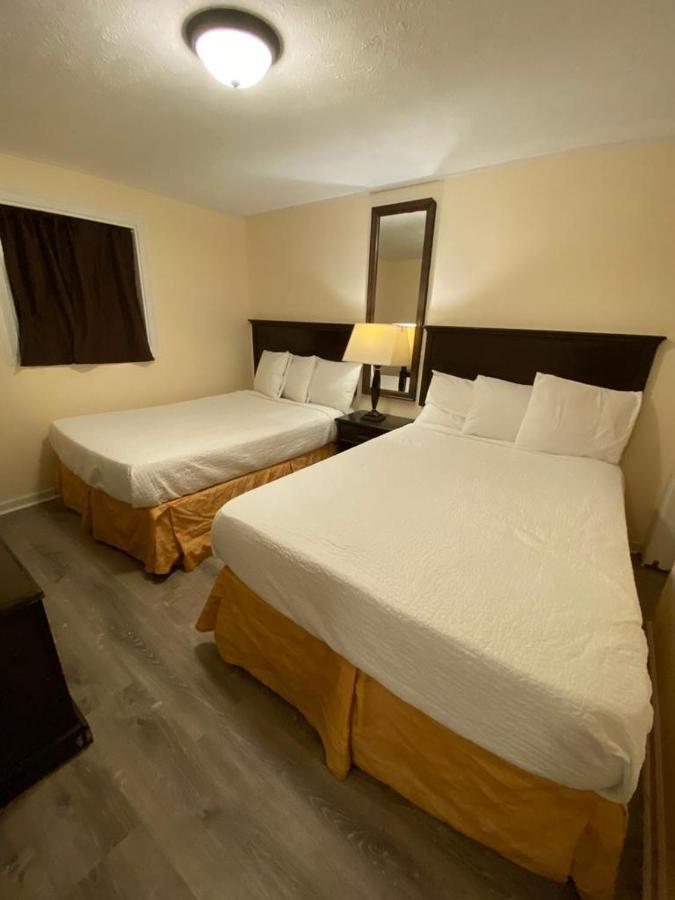 Oceanfront Twilight Surf Hotel Myrtle Beach Exterior photo